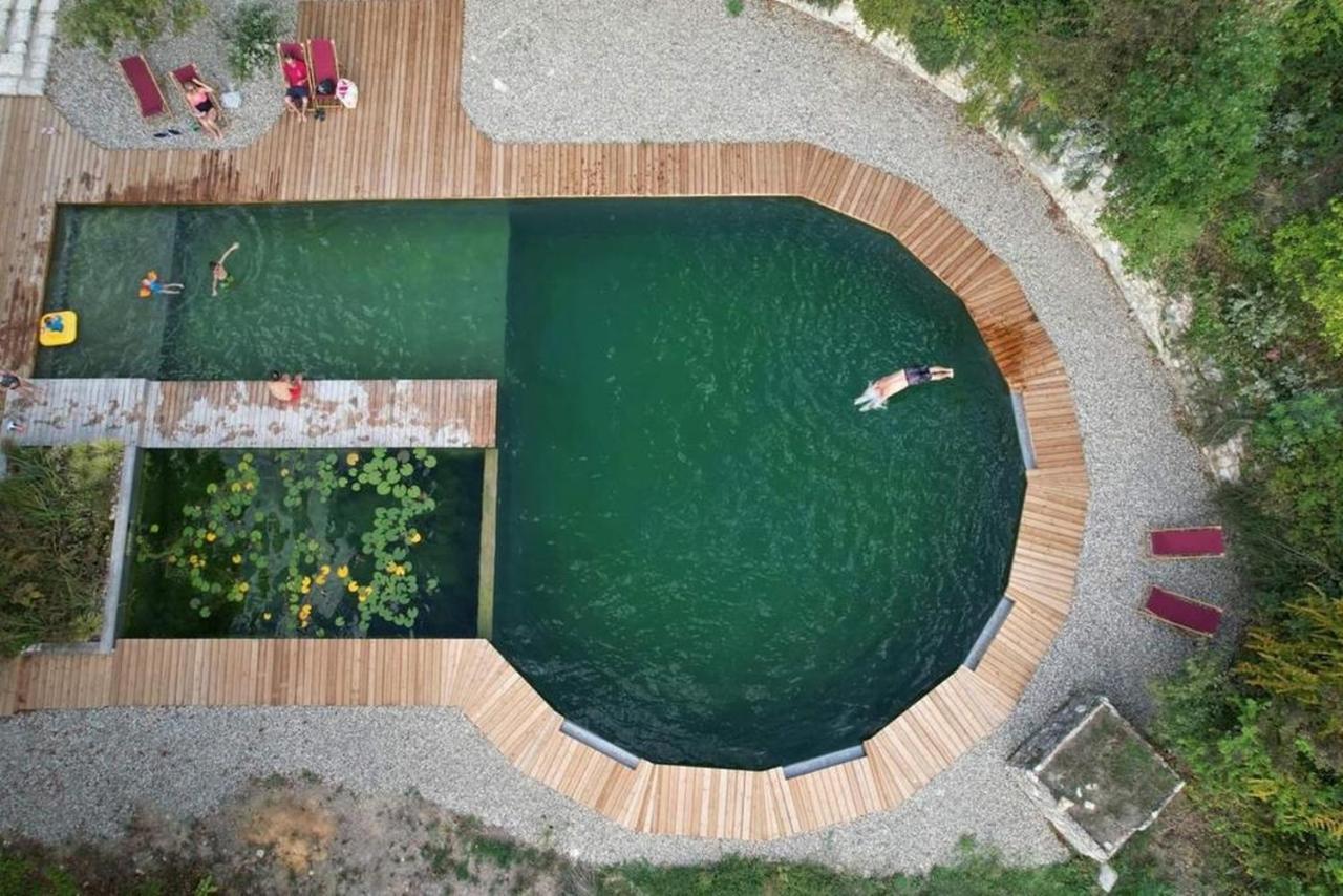 Grand Gite Les Cabanes De Fallot Pour 19 Personnes - Piscine Naturelle L'isle-Bouzon Luaran gambar